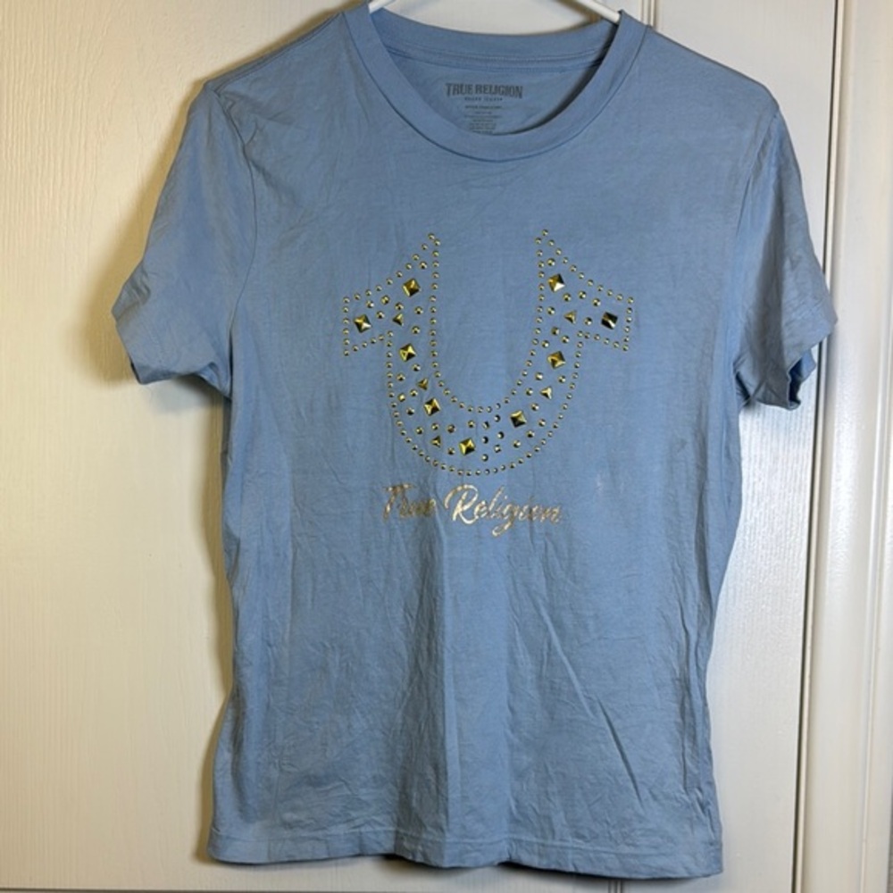 True Religion Light Blue Gold Studded Graphic Shirt Size Med GUC #2598